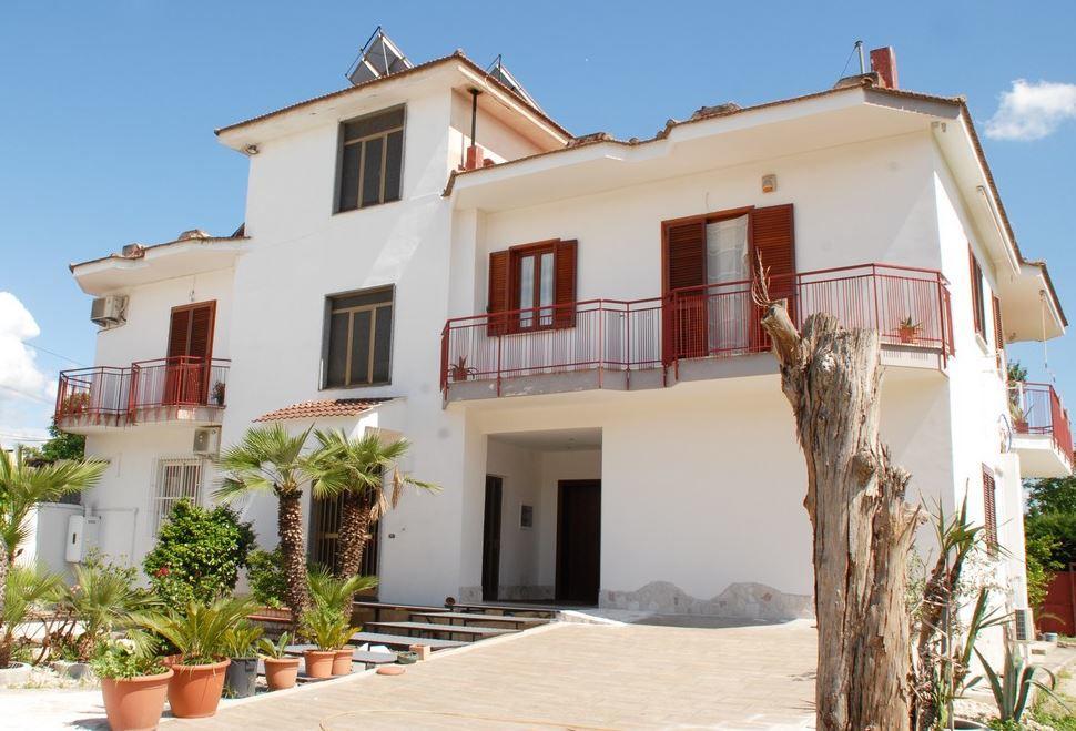 Residence Jano San Vitaliano Buitenkant foto